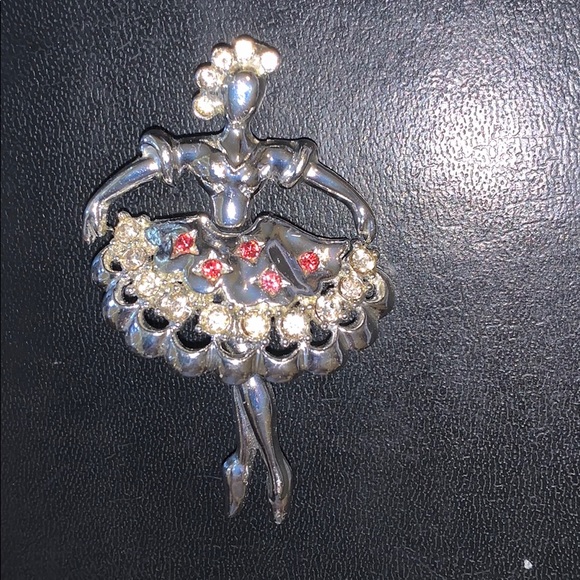 Pretty vintage ballerina brooch - Picture 7 of 8